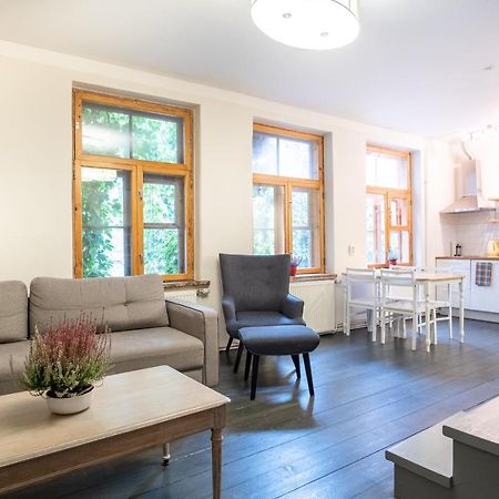 Dream Stay - Bright 2-Bedroom 2-Floor Old Town Apartment Tallinn Ngoại thất bức ảnh
