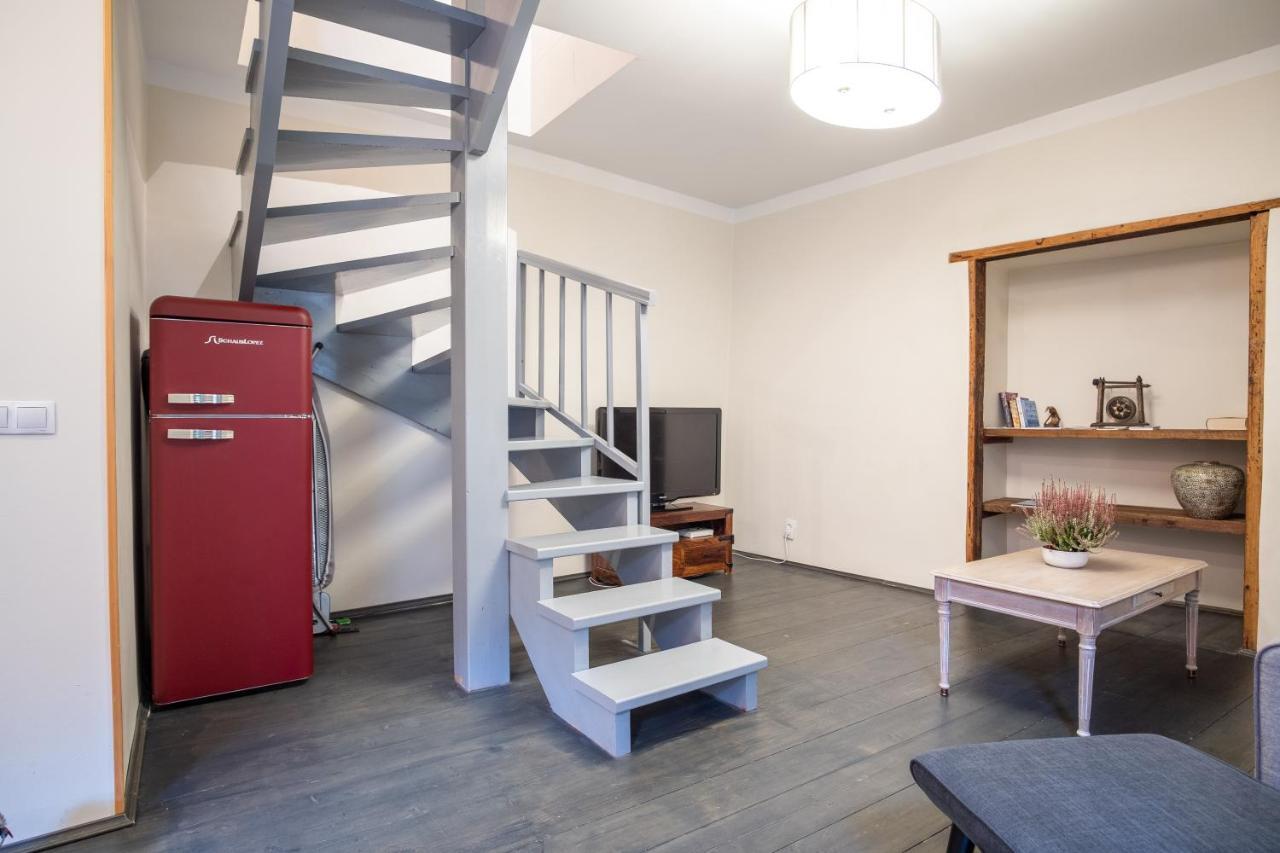 Dream Stay - Bright 2-Bedroom 2-Floor Old Town Apartment Tallinn Ngoại thất bức ảnh
