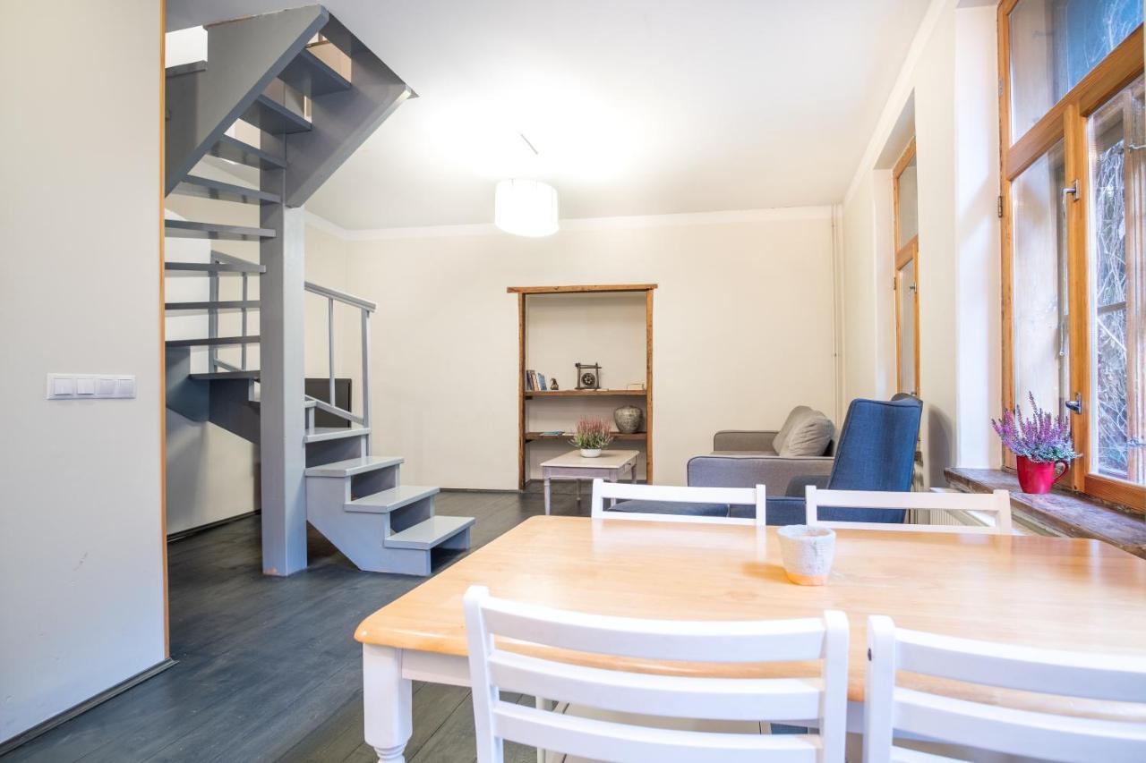 Dream Stay - Bright 2-Bedroom 2-Floor Old Town Apartment Tallinn Ngoại thất bức ảnh