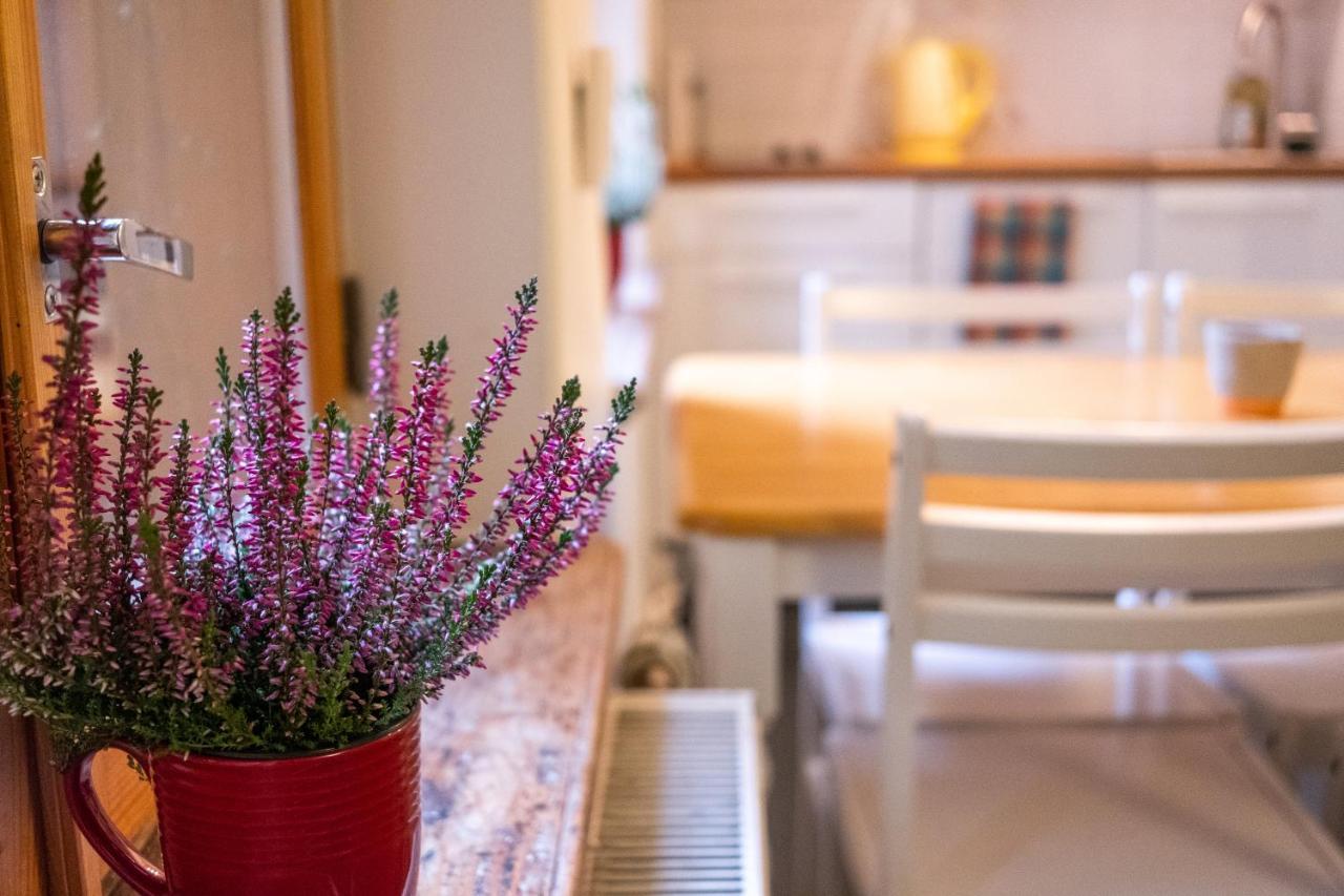 Dream Stay - Bright 2-Bedroom 2-Floor Old Town Apartment Tallinn Ngoại thất bức ảnh