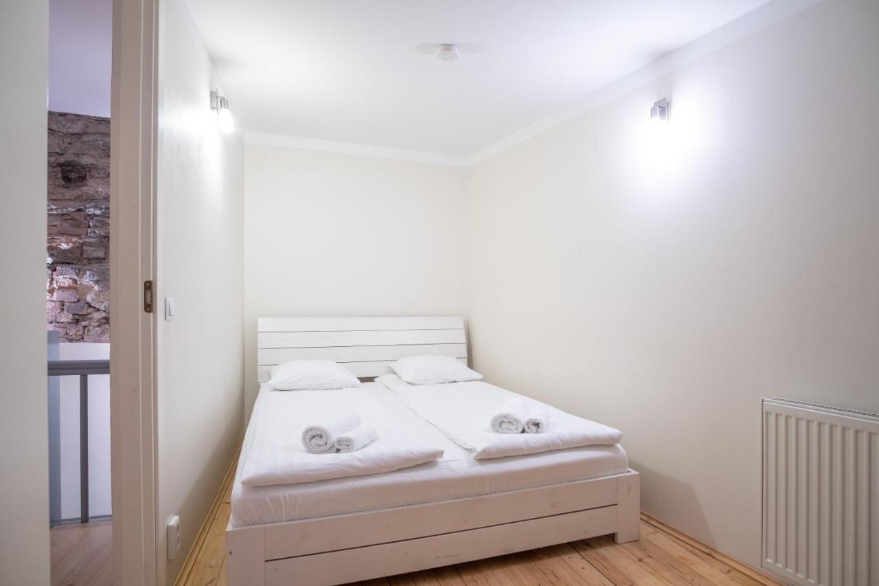 Dream Stay - Bright 2-Bedroom 2-Floor Old Town Apartment Tallinn Ngoại thất bức ảnh