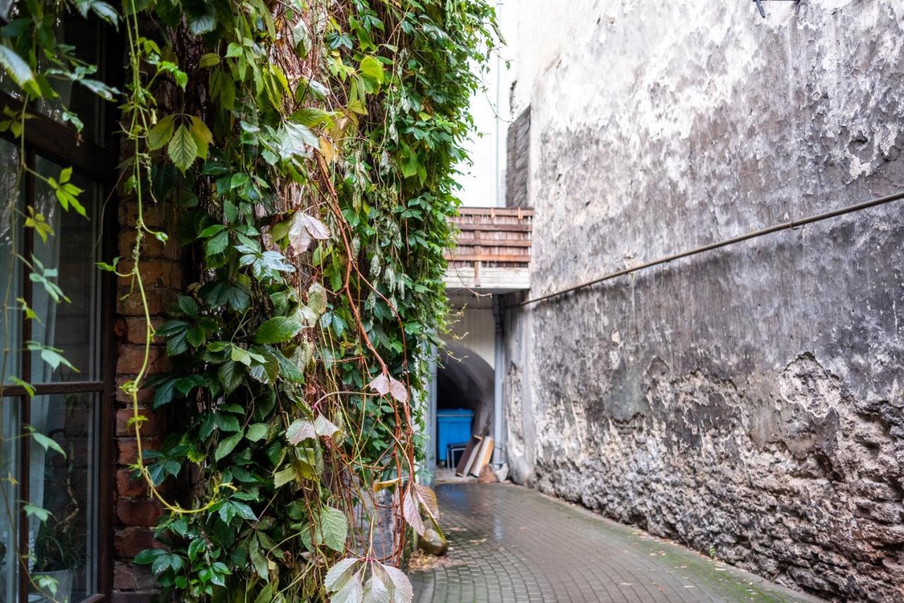 Dream Stay - Bright 2-Bedroom 2-Floor Old Town Apartment Tallinn Ngoại thất bức ảnh